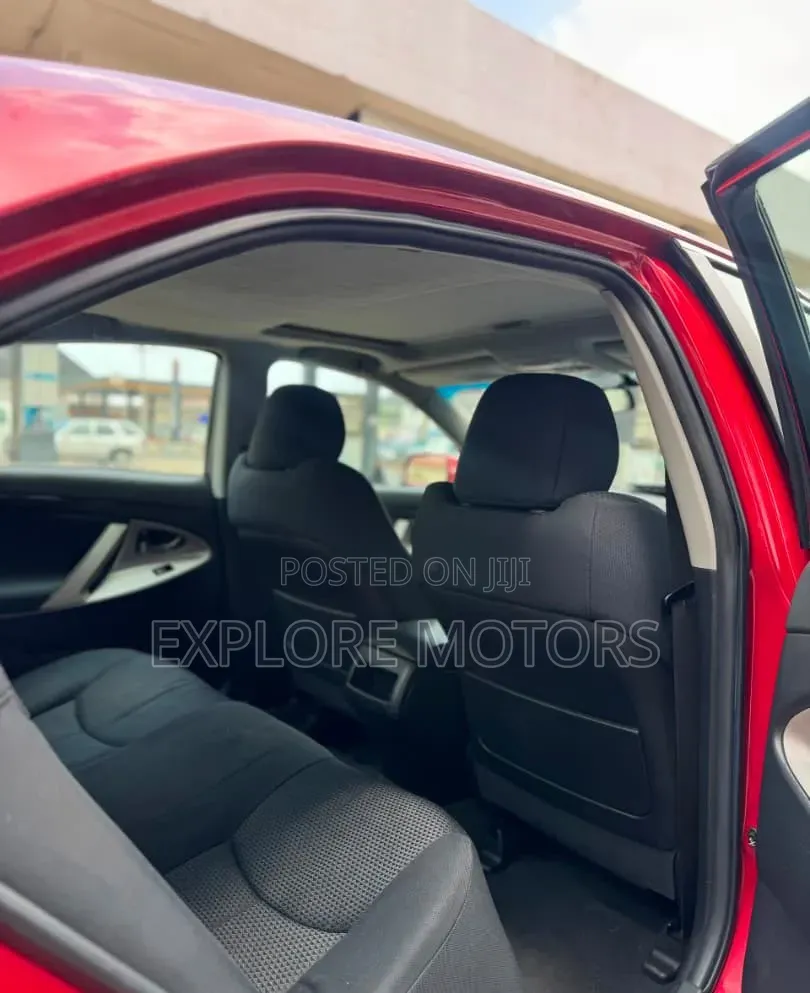 Toyota Camry 2011 Red