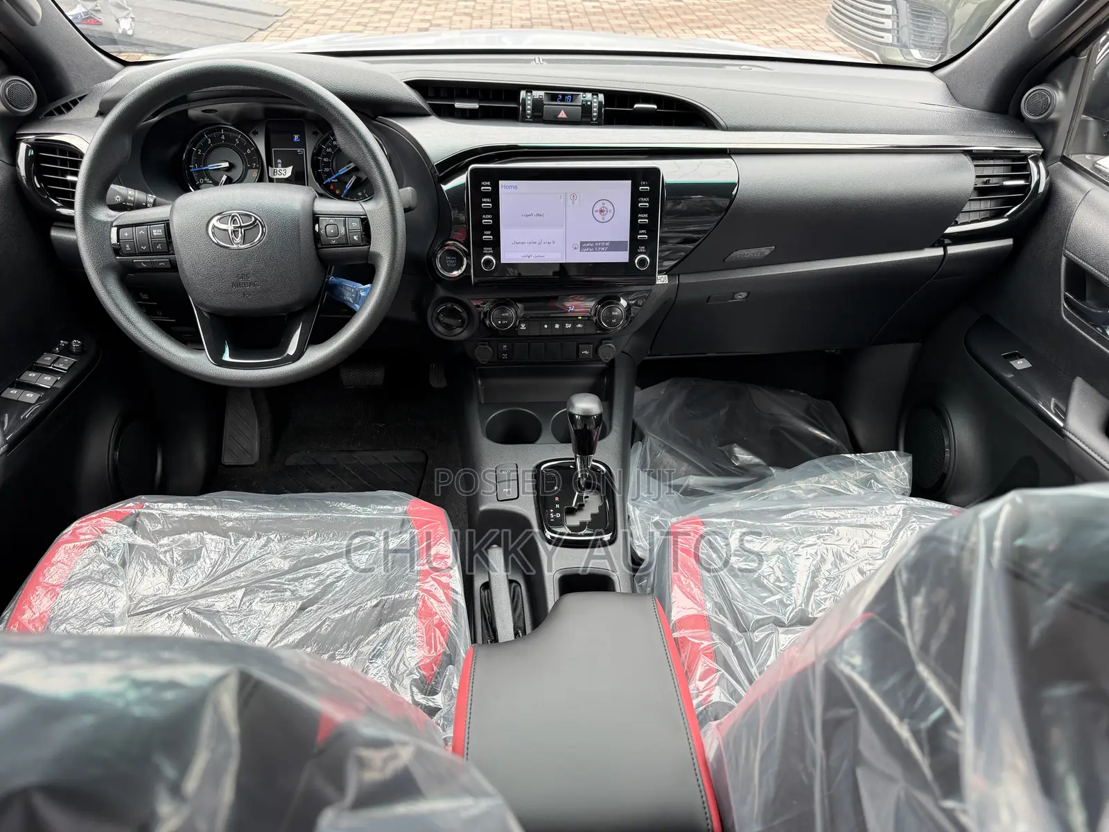 New Toyota Hilux 2025 Black