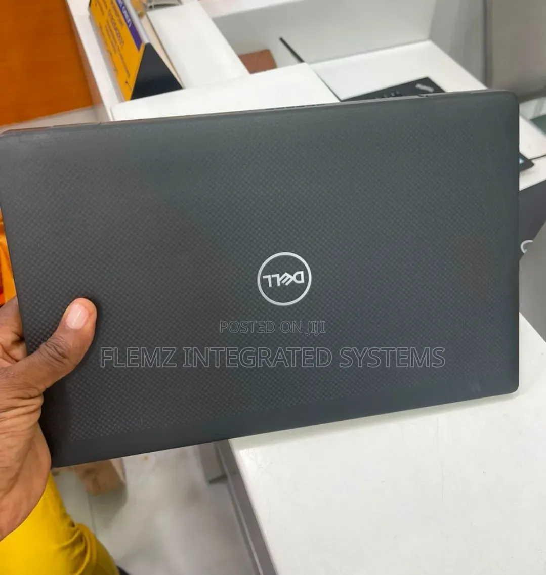 Laptop Dell Latitude 7420 32GB Intel Core i7 SSD 512GB