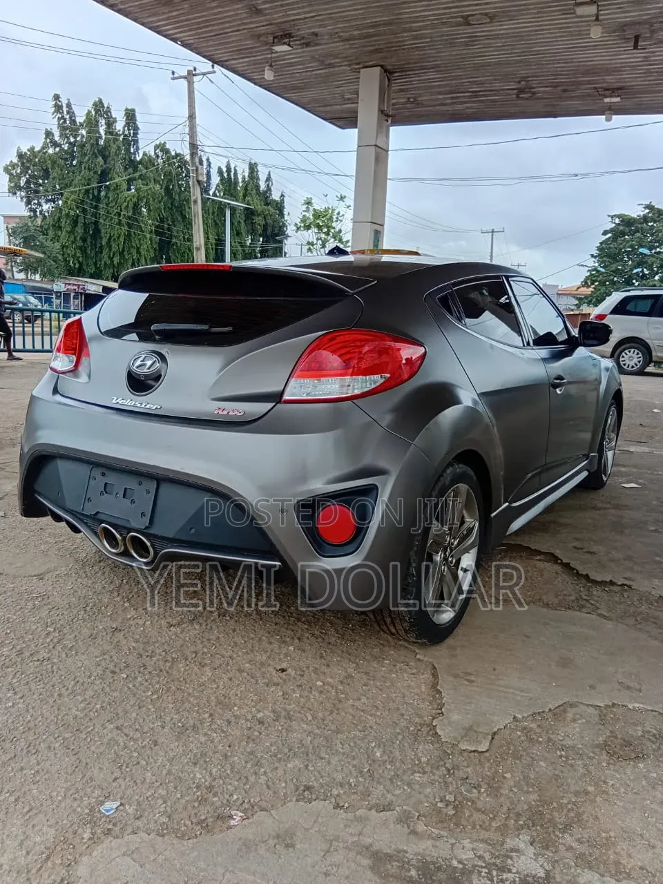 Hyundai Veloster 3dr Hatchback w/Black Interior (1.6L 4cyl 6M) 2014