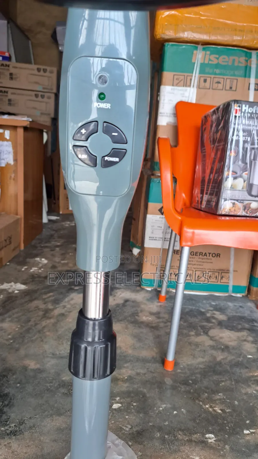Brand New QASA 18" Standing Fan | 5 Blades | Remote Control