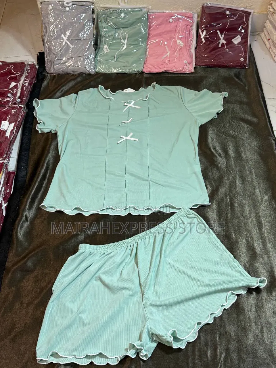 Charm Signature 2-Piece Top Shorts Spandex Nightwear/Loungewear Set