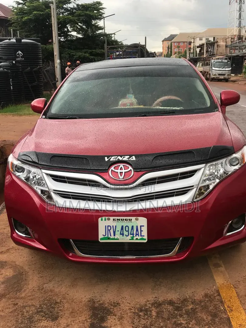 Toyota Venza 2010 White