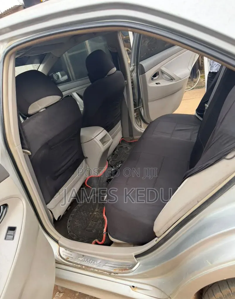 Toyota Camry 2009 Silver