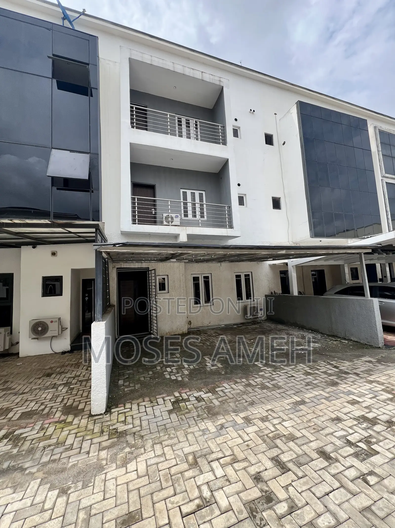 4bdrm Duplex in Wuye for sale