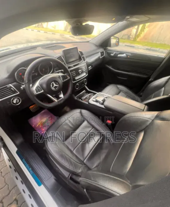 Mercedes-Benz GLE-Class 2016 White