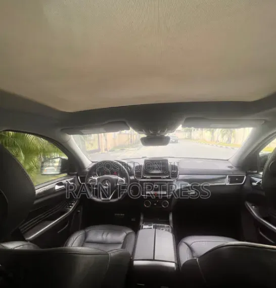 Mercedes-Benz GLE-Class 2016 White