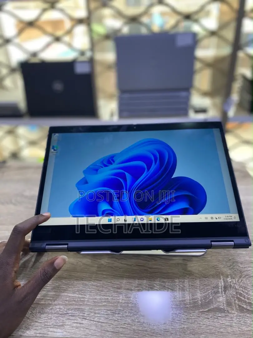 Laptop Lenovo ThinkPad x13 Yoga 16GB Intel Core i5 SSD 256GB