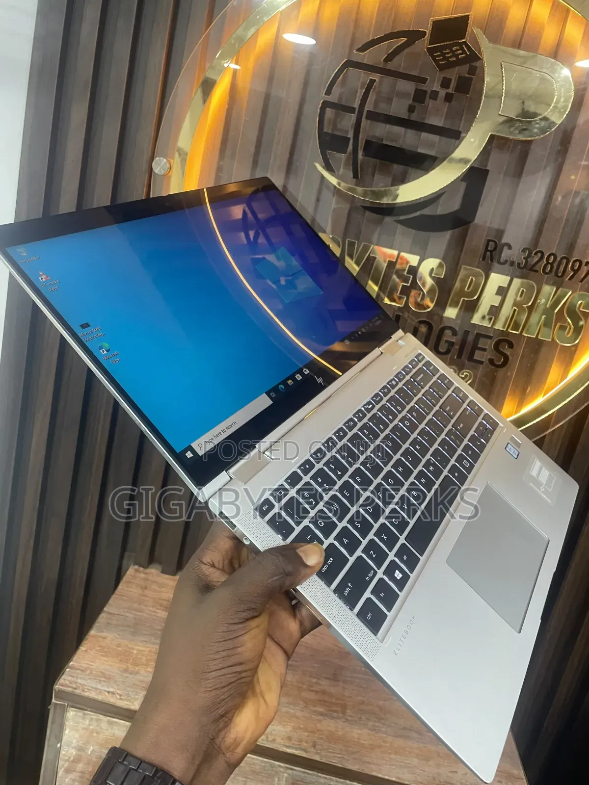 Laptop HP EliteBook 1040 G6 16GB Intel Core i7 SSD 512GB