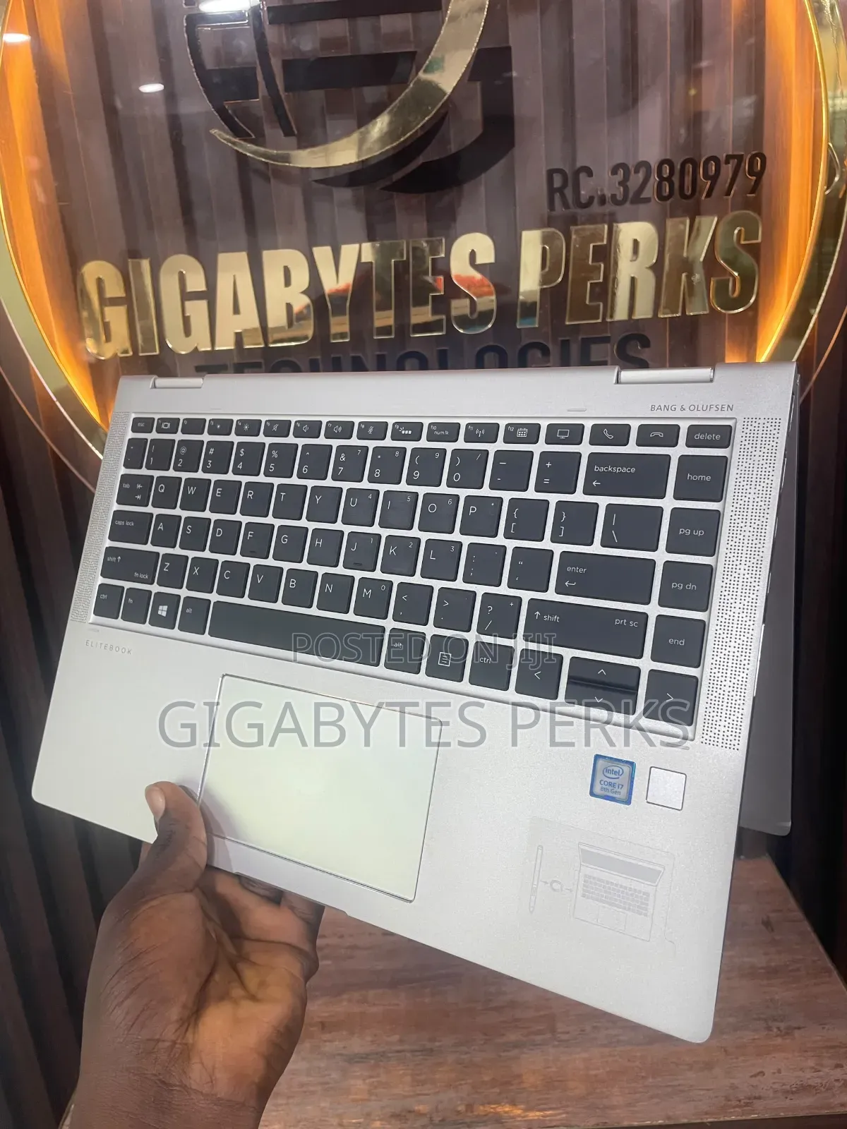 Laptop HP EliteBook 1040 G6 16GB Intel Core i7 SSD 512GB