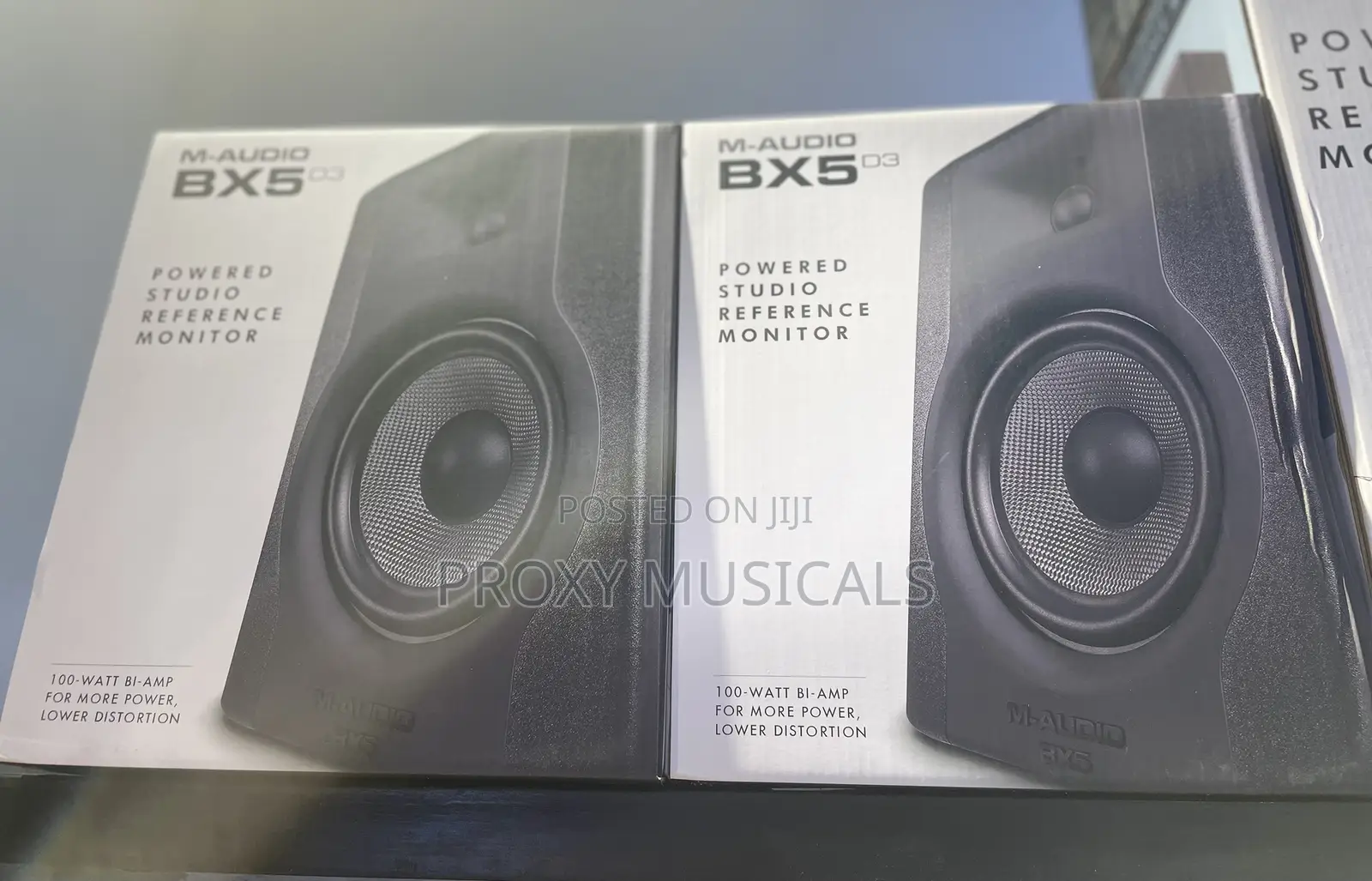 M-Audio BX5D3 150watts Bi-Amplified Powered Studio Reference Monitor
