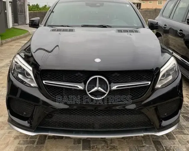 Mercedes-Benz GLE-Class 2017 Black