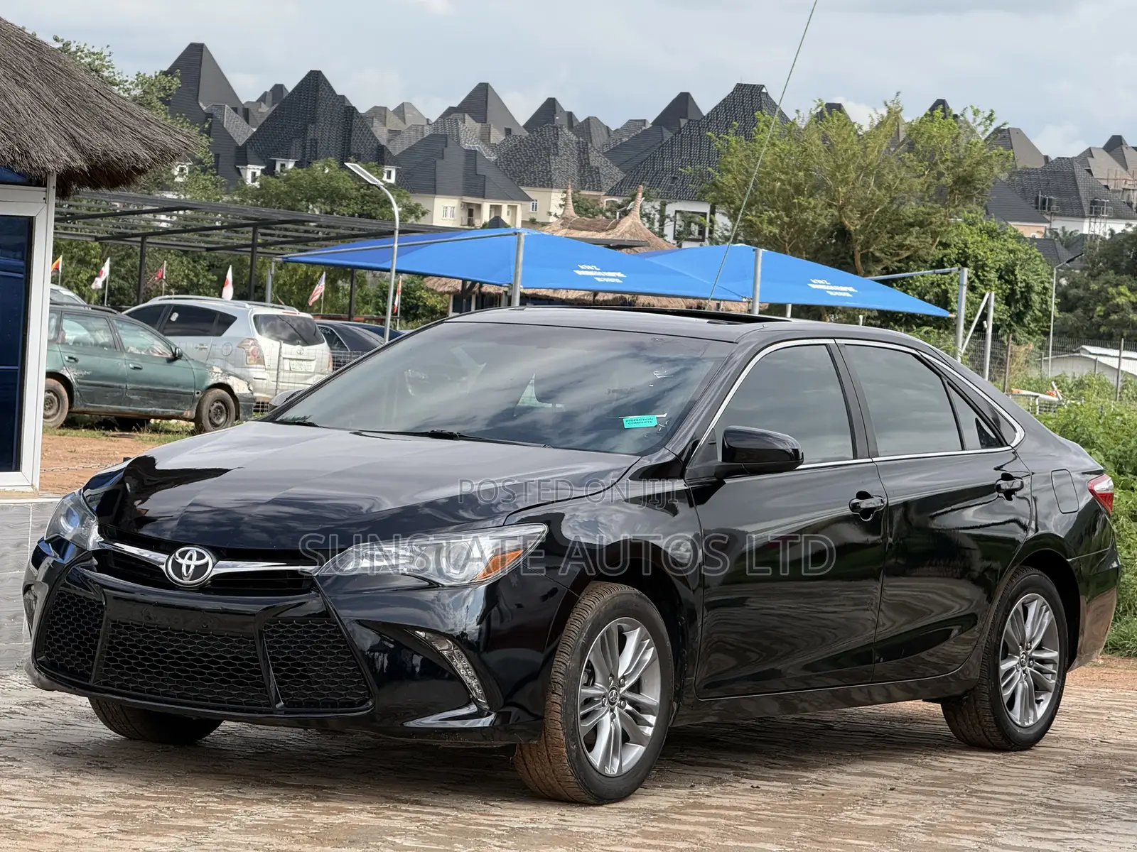 Toyota Camry 2016 Black