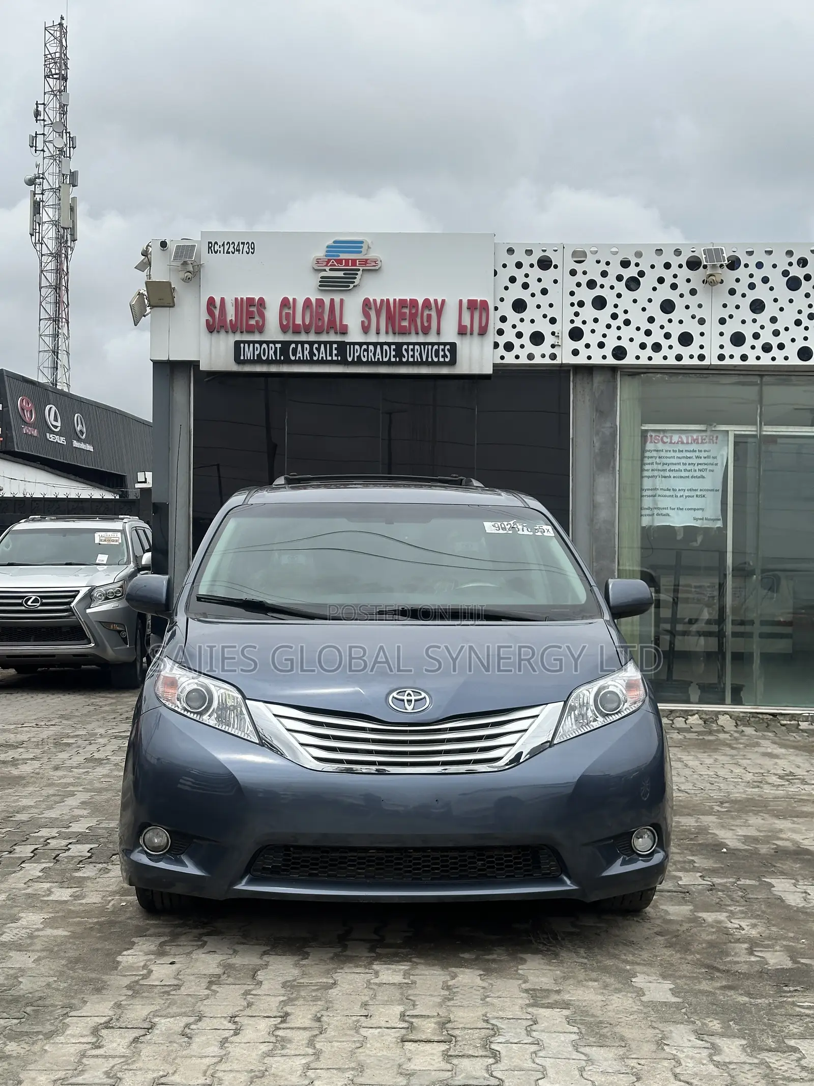 Toyota Sienna 2014 Blue
