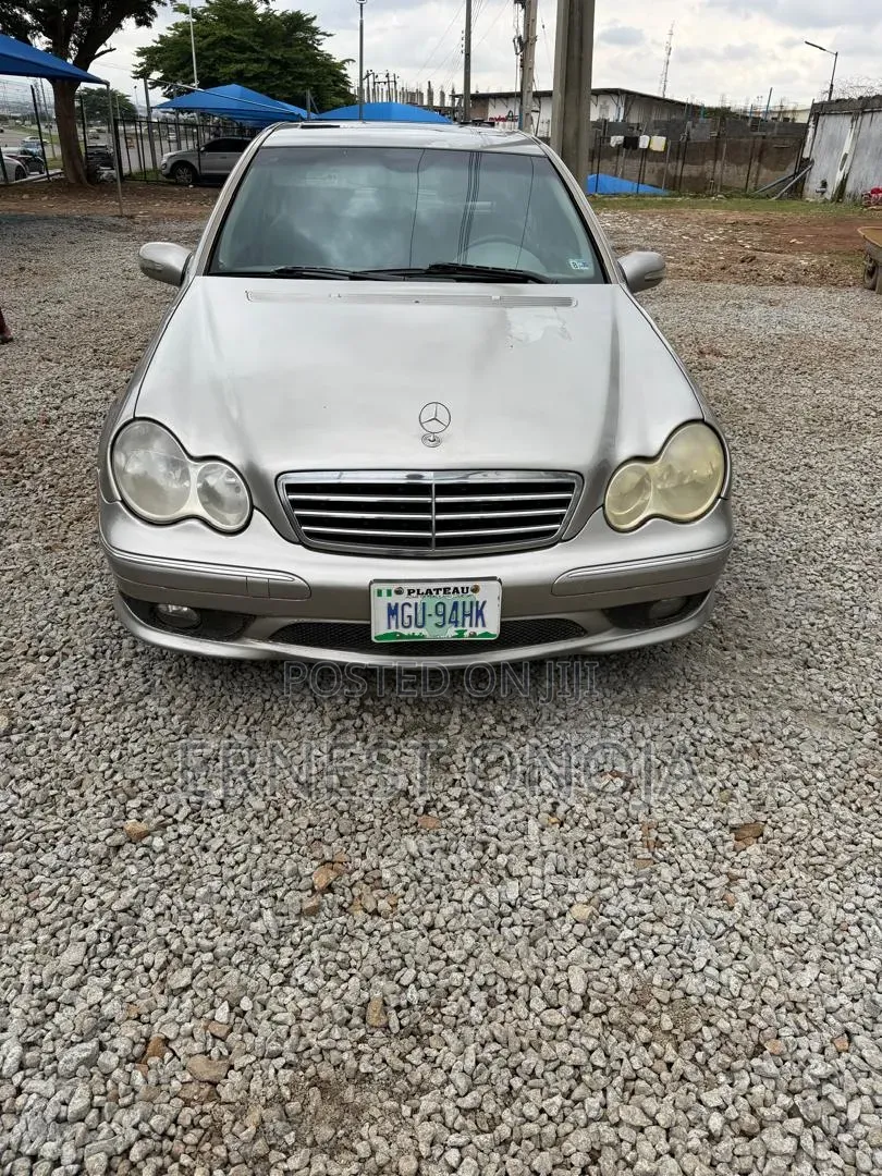 Mercedes-Benz C230 2007 Gray