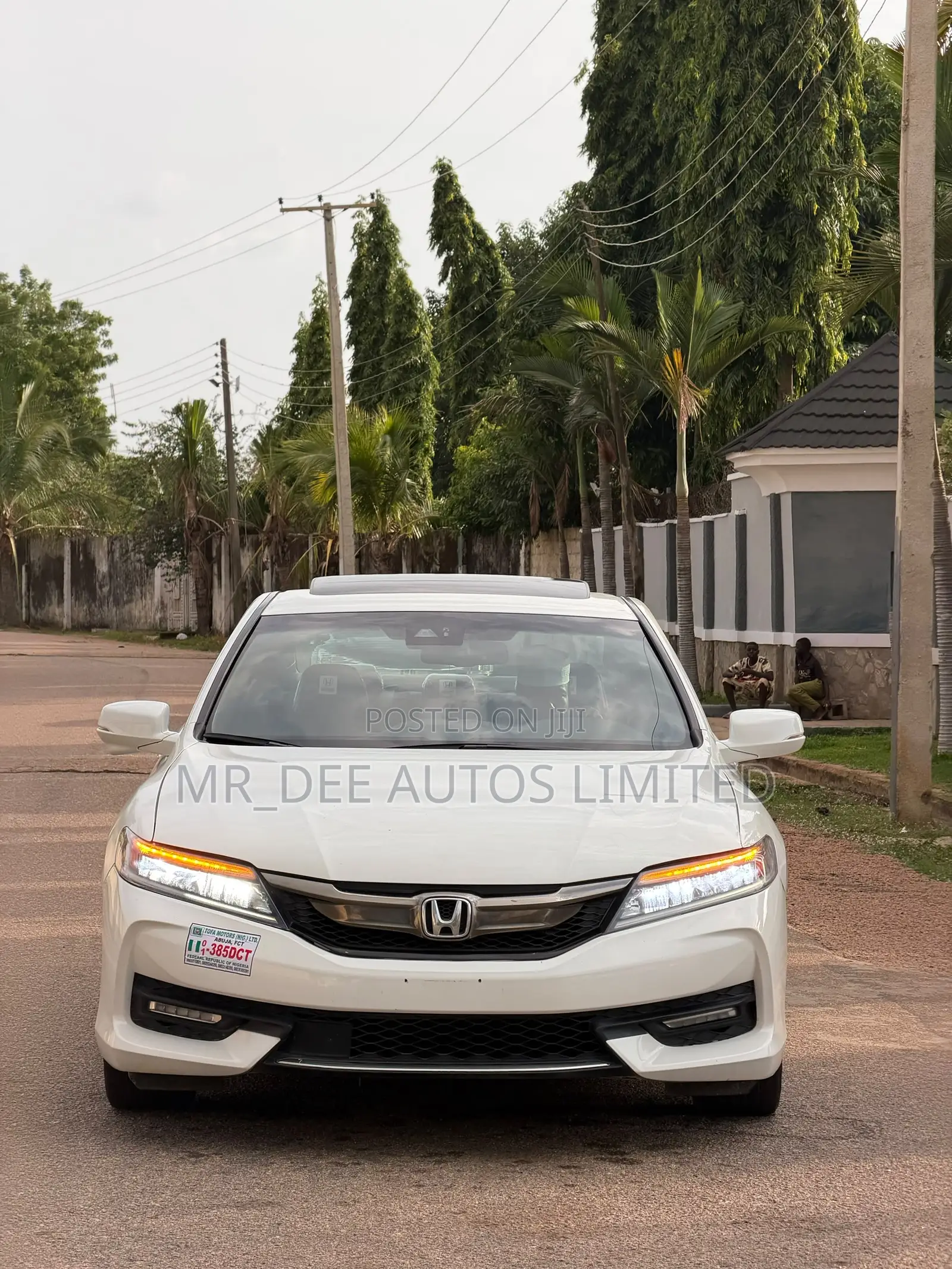Honda Accord Touring V6 2dr Coupe FWD (3.5L 6cyl 6A) 2017 White