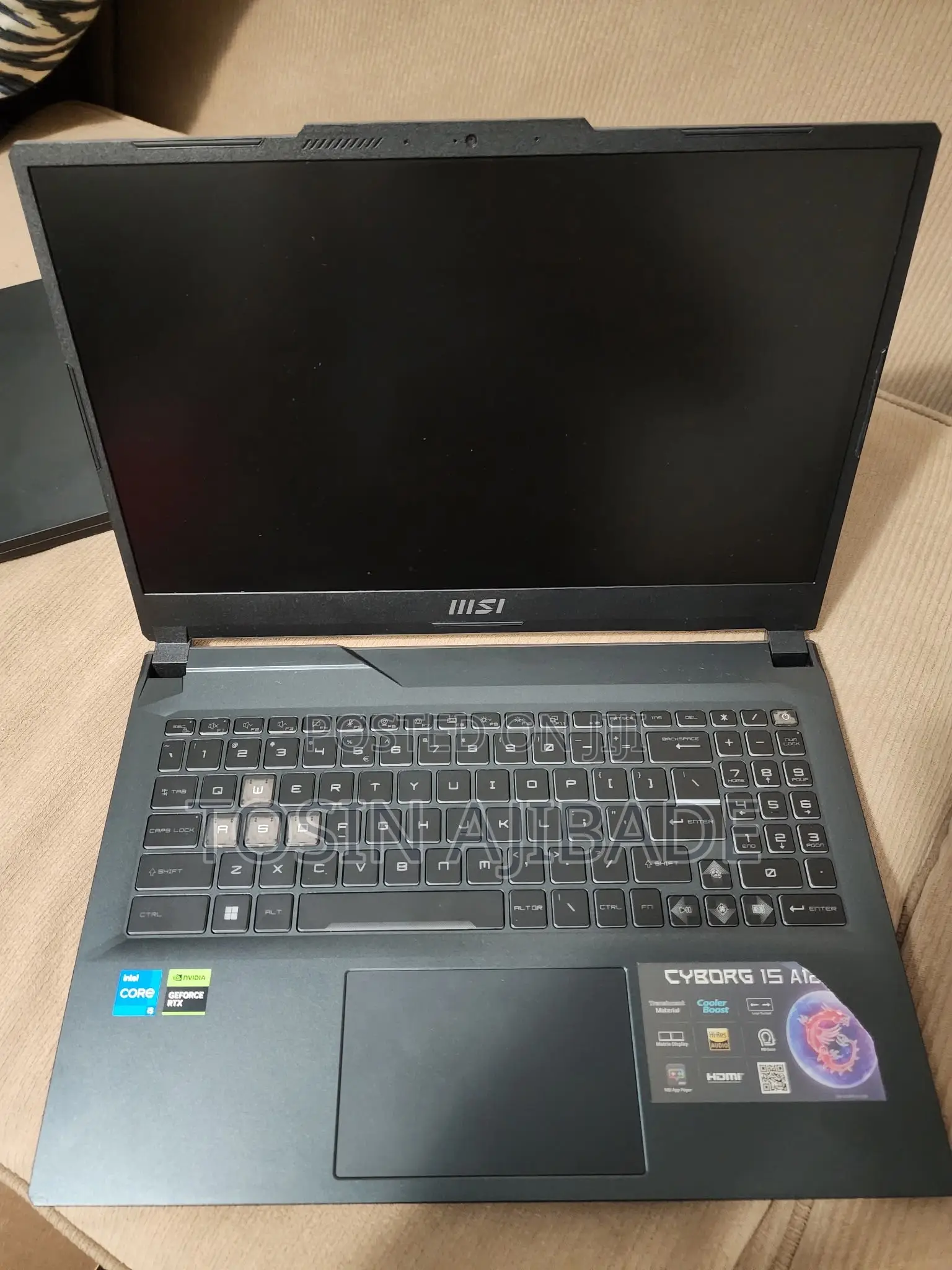 Laptop MSI Cyborg 15 8GB Nvidia SSD 512GB