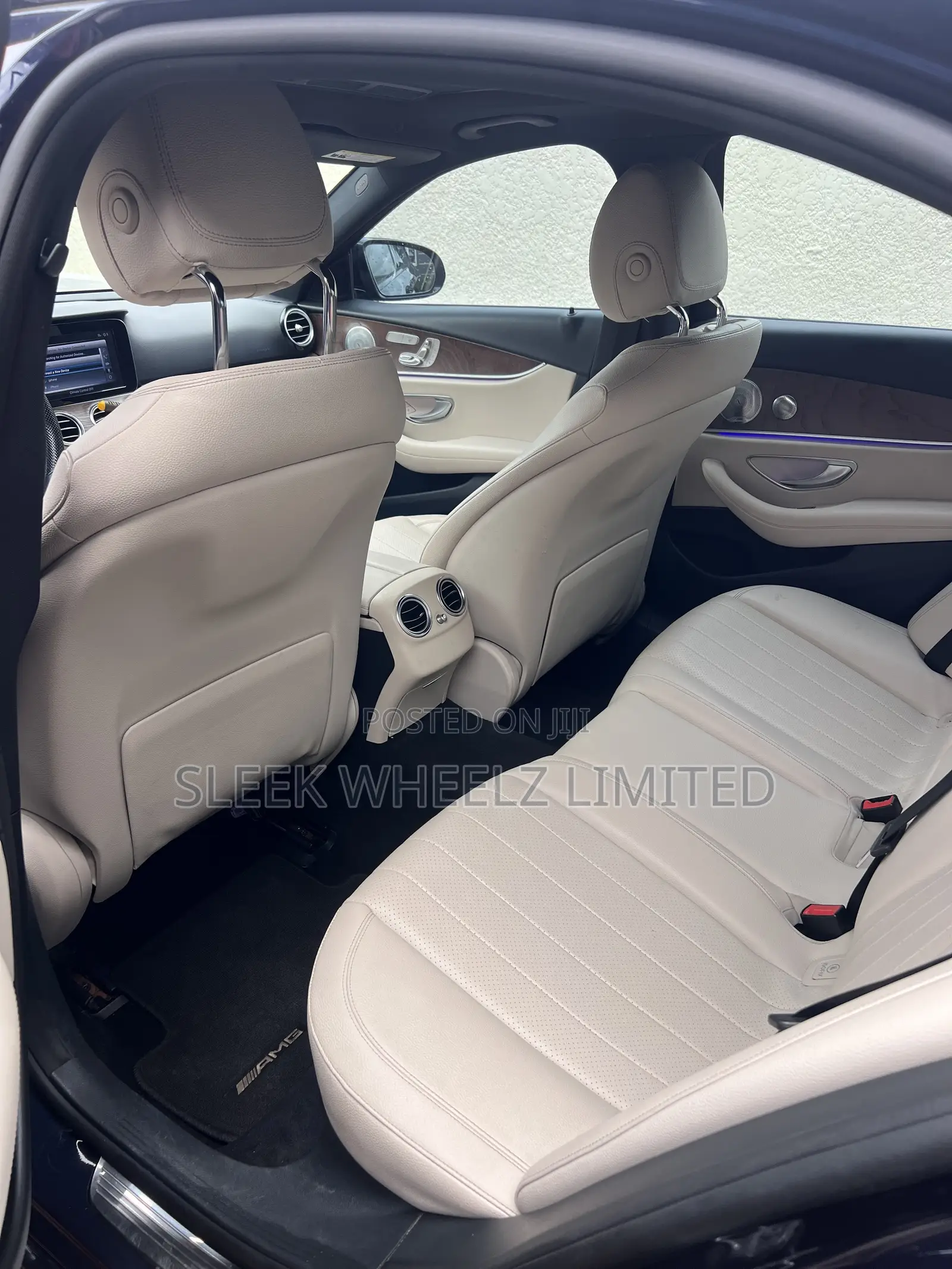 Mercedes-Benz E300 2018 Blue