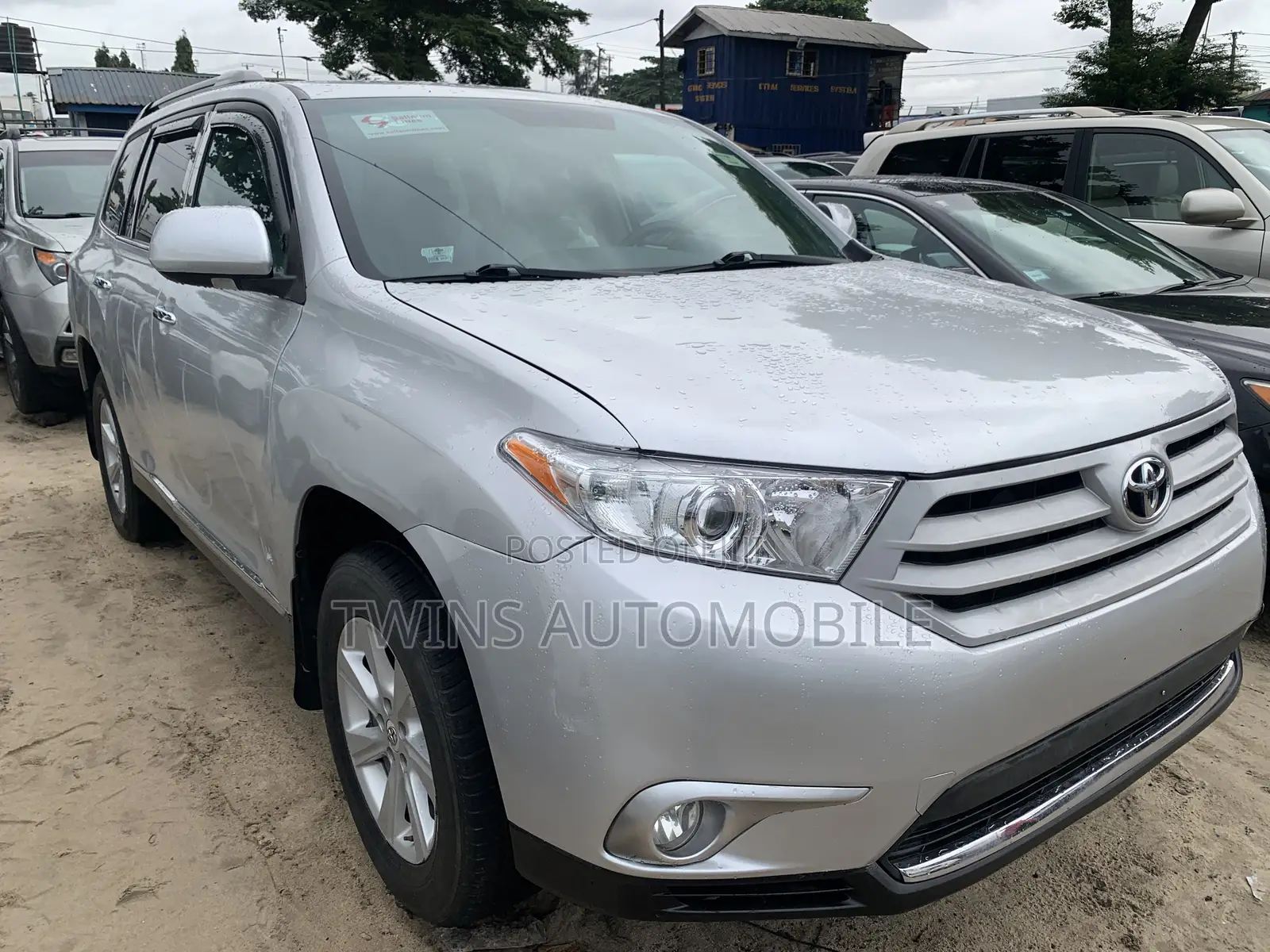 Toyota Highlander Limited 2012 Silver