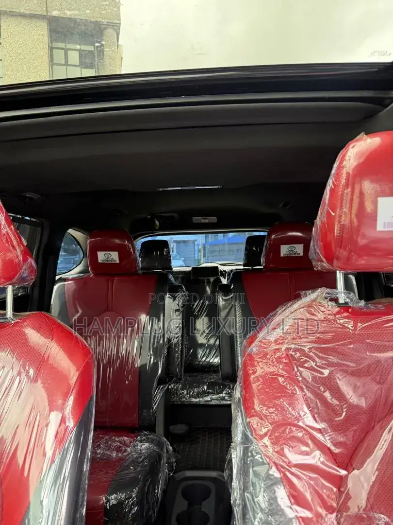 Toyota Highlander 2025 Black