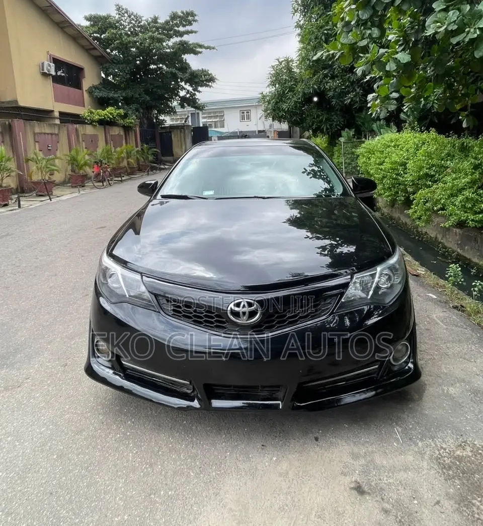 Toyota Camry 2013 Black