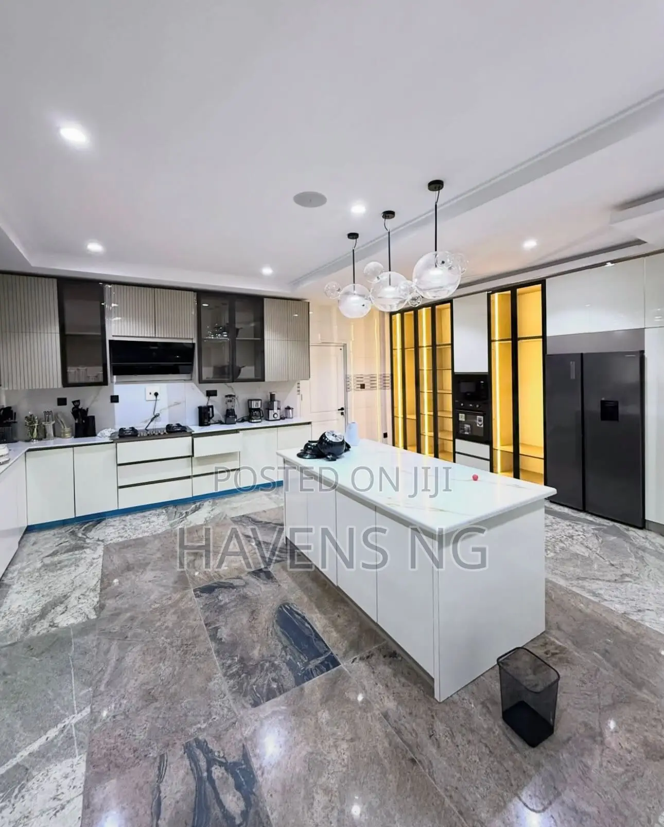 Luxury 4-Bedroom Apartment for Short Let