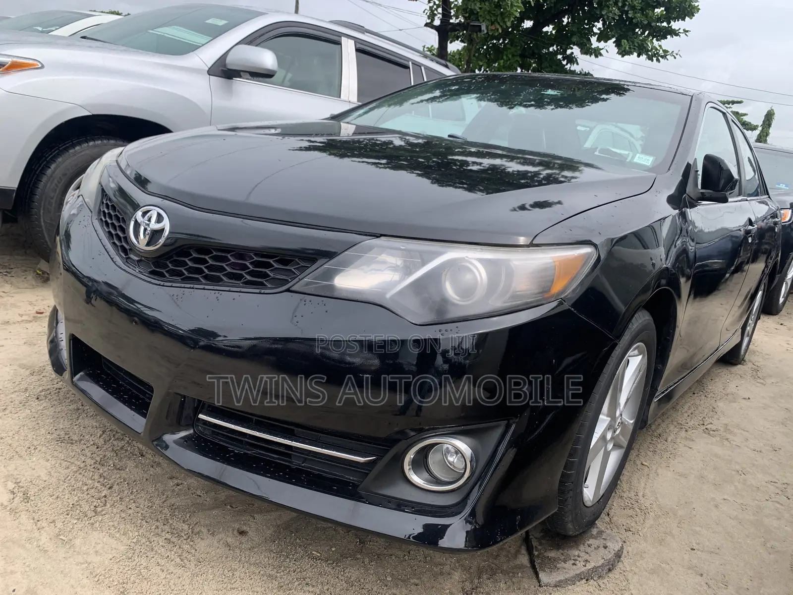Toyota Camry SE 4dr Sedan (2.5L 4cyl 6A) 2014 Black