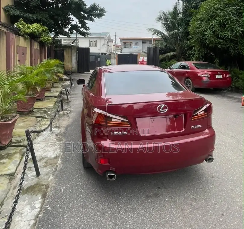 Lexus IS 2008 Red