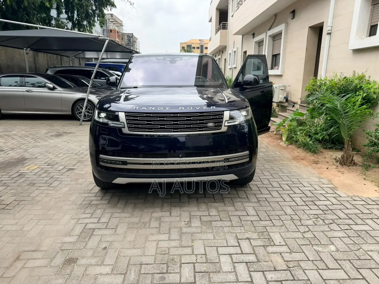 Land Rover Range Rover Vogue 2023 Blue