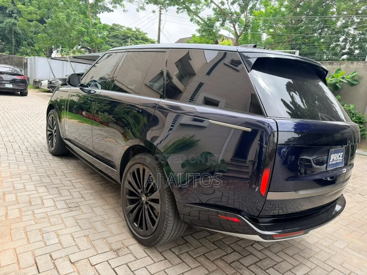 Land Rover Range Rover Vogue 2023 Blue
