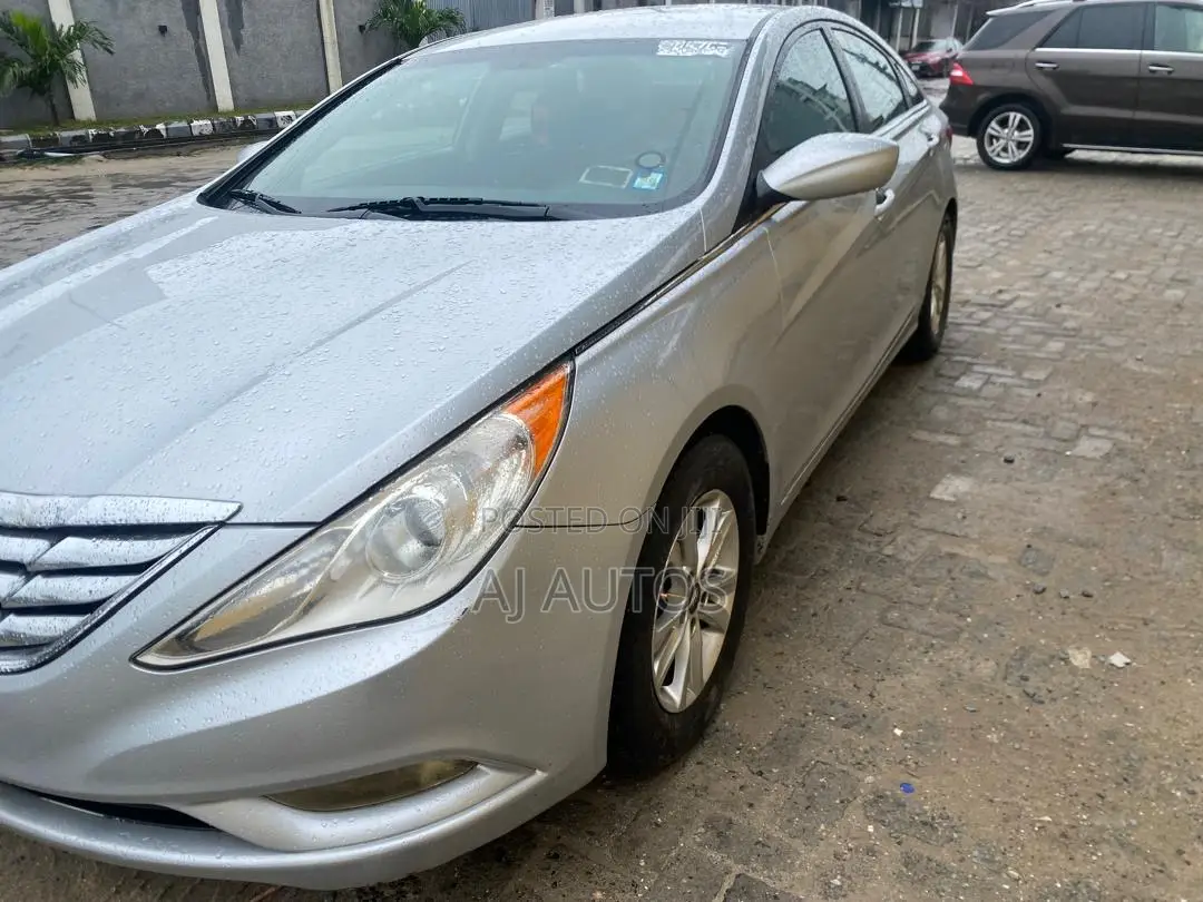 Hyundai Sonata 2012 Silver