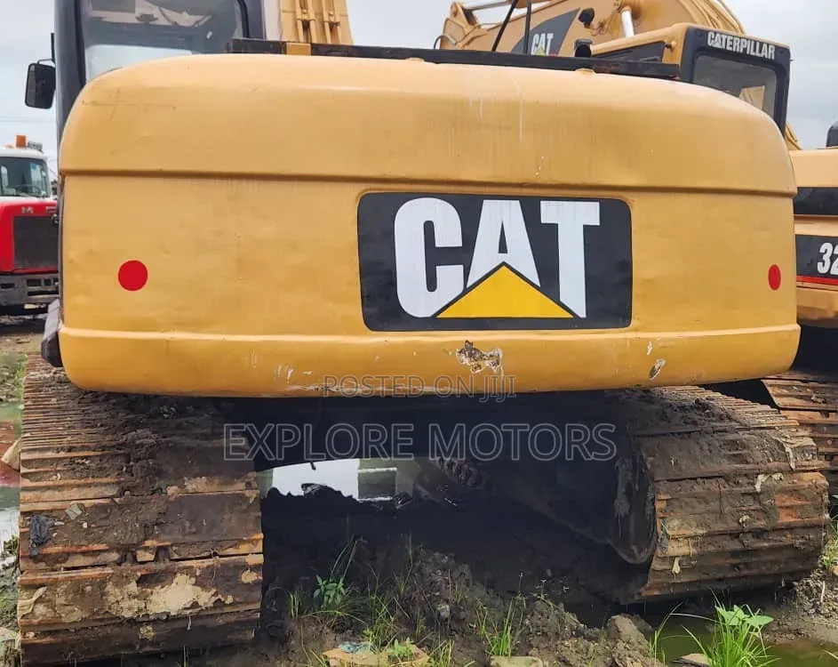 325bl 320cl Excavator Foreign Used in Ph