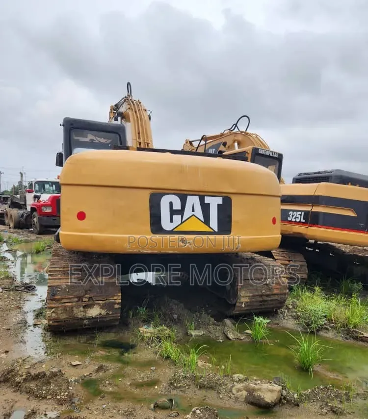 325bl 320cl Excavator Foreign Used in Ph