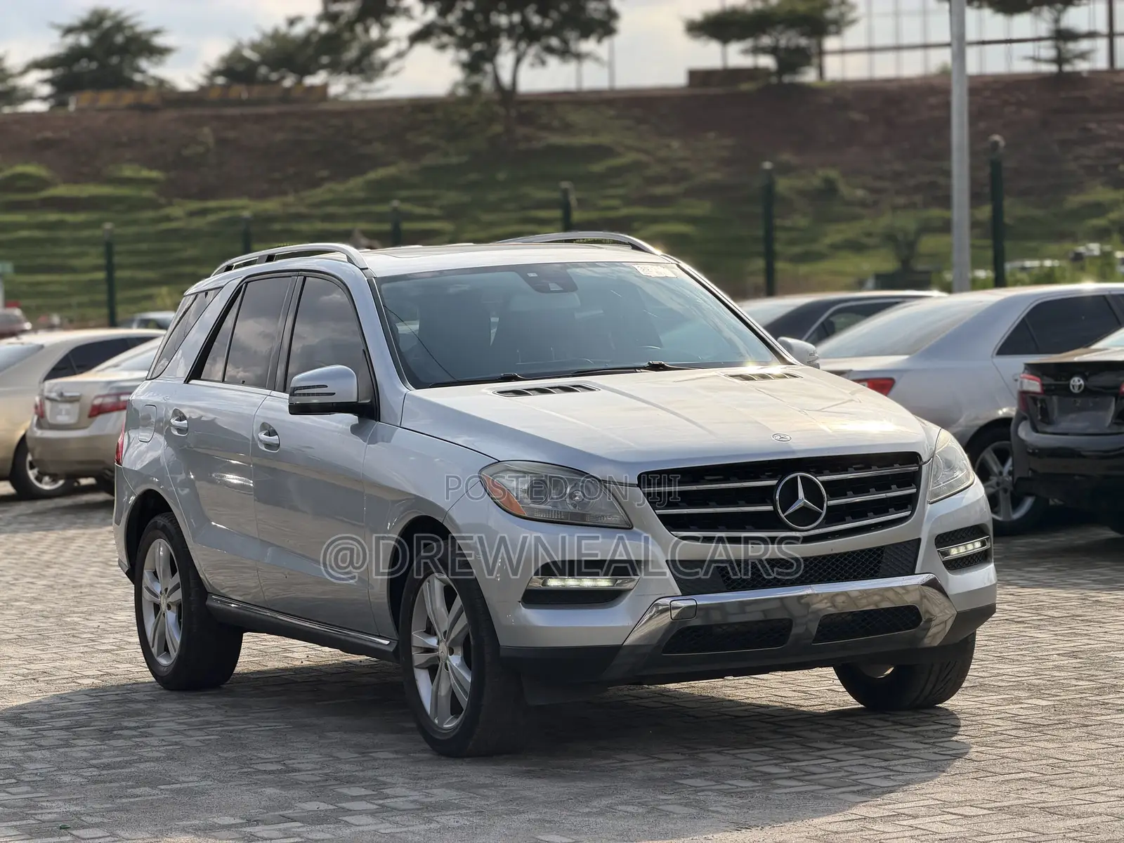 Mercedes-Benz M Class ML350 4MATIC 4dr SUV AWD (3.5L 6cyl 7A) 2014