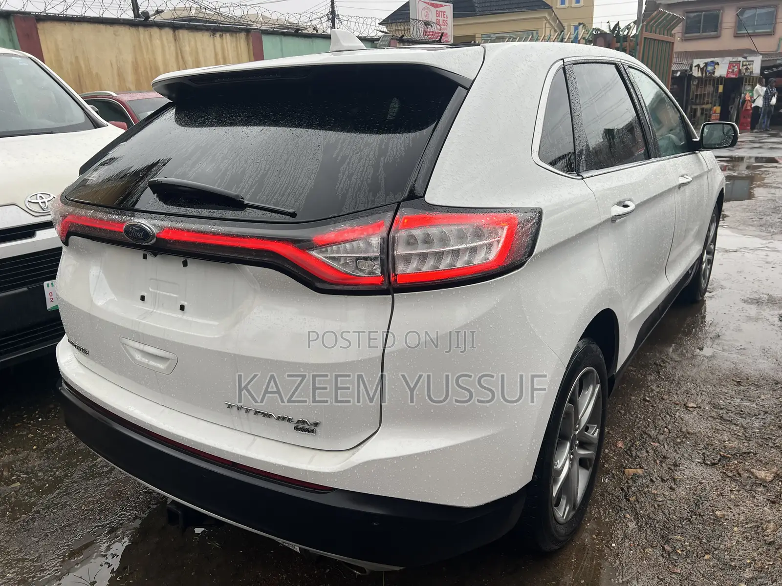 Ford Edge Titanium 4dr SUV AWD (2.0L 4cyl Turbo 6A) 2015 White