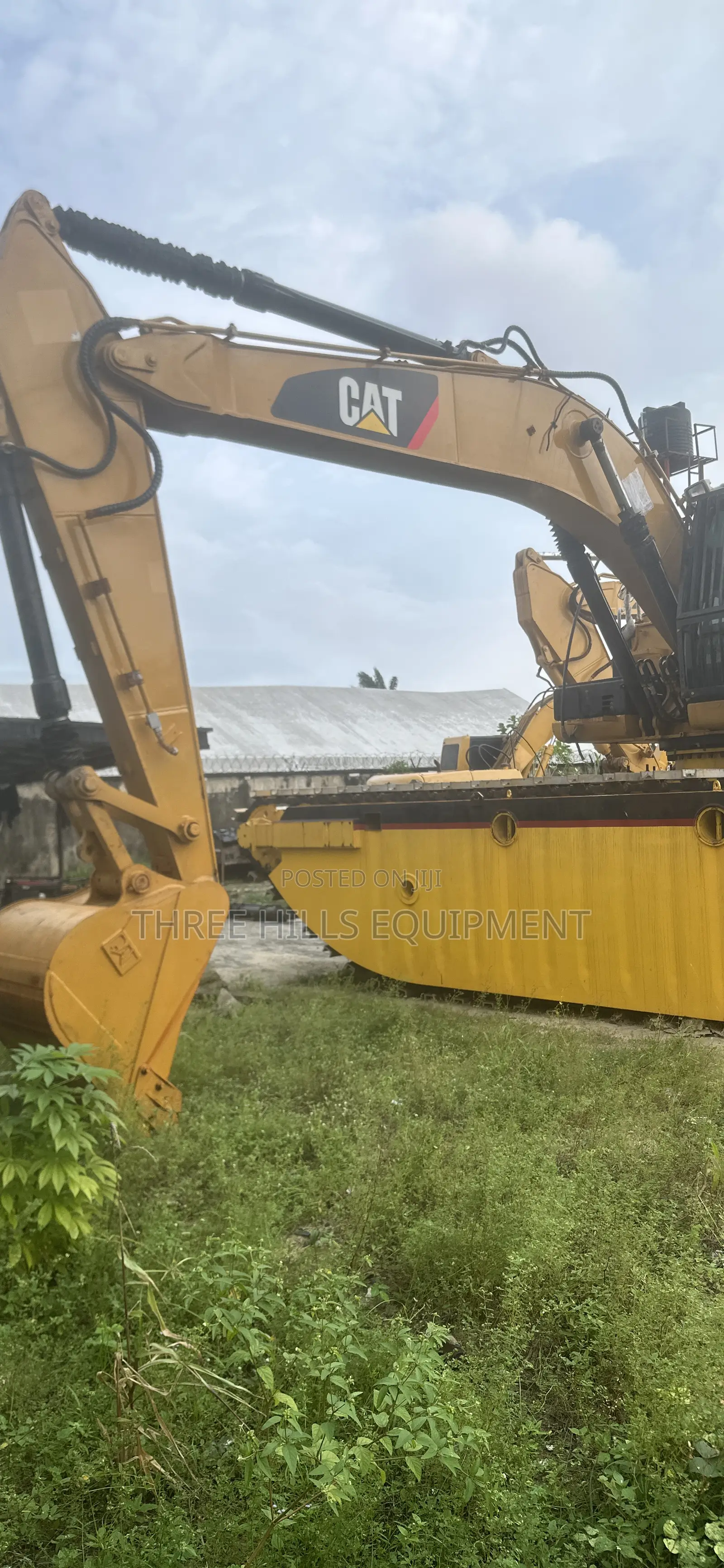 Swamp Buggie Cat 320d 2l