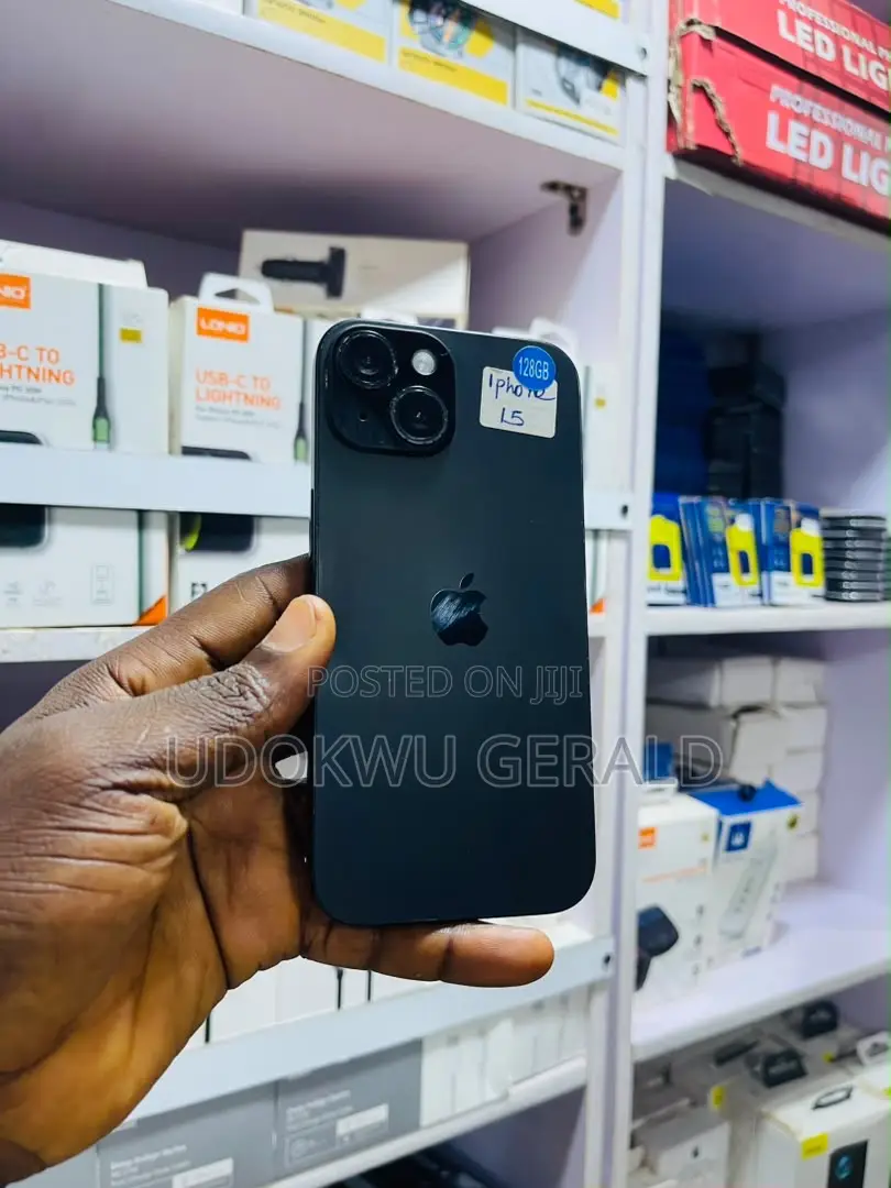 Apple iPhone 15 128 GB Black