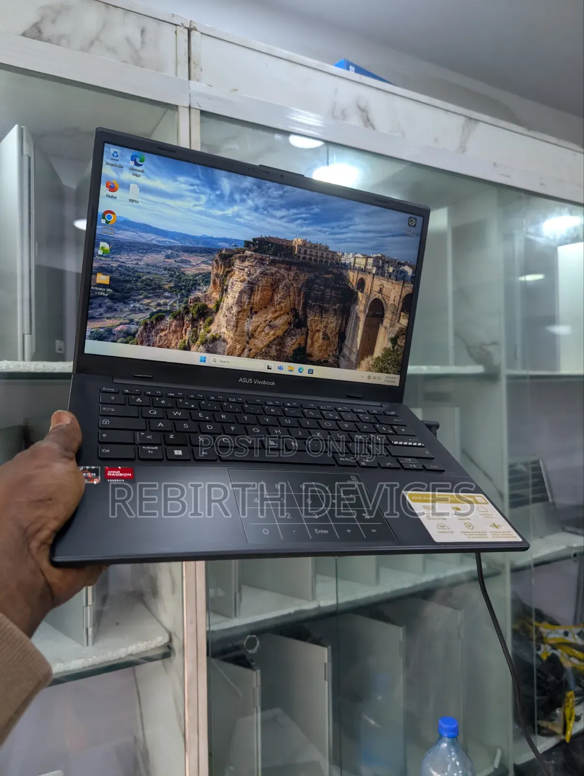 Laptop Asus Vivobook Go 14 16GB AMD Ryzen 5 SSD 256GB