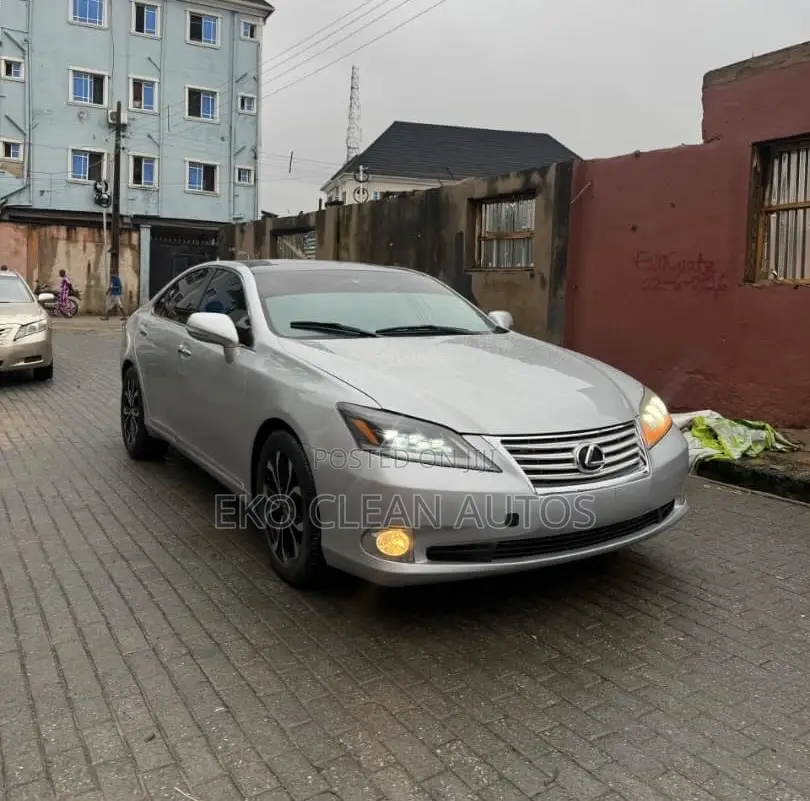 Lexus ES 350 2012 Silver