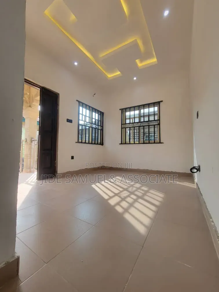 Furnished Mini Flat in Ayobo for rent