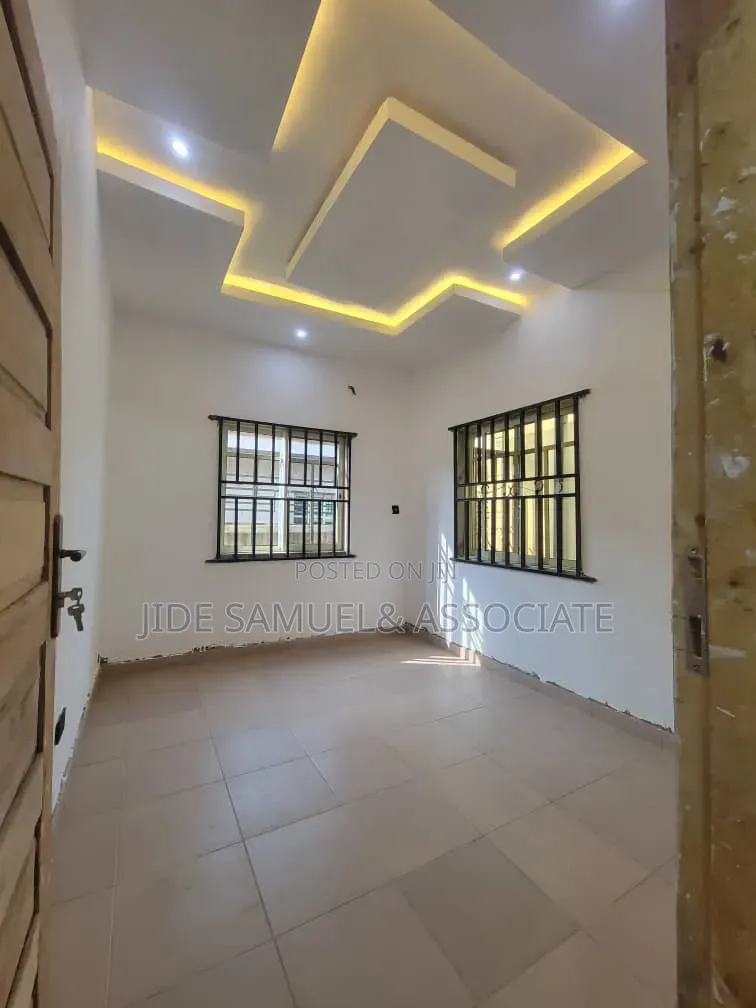 Furnished Mini Flat in Ayobo for rent