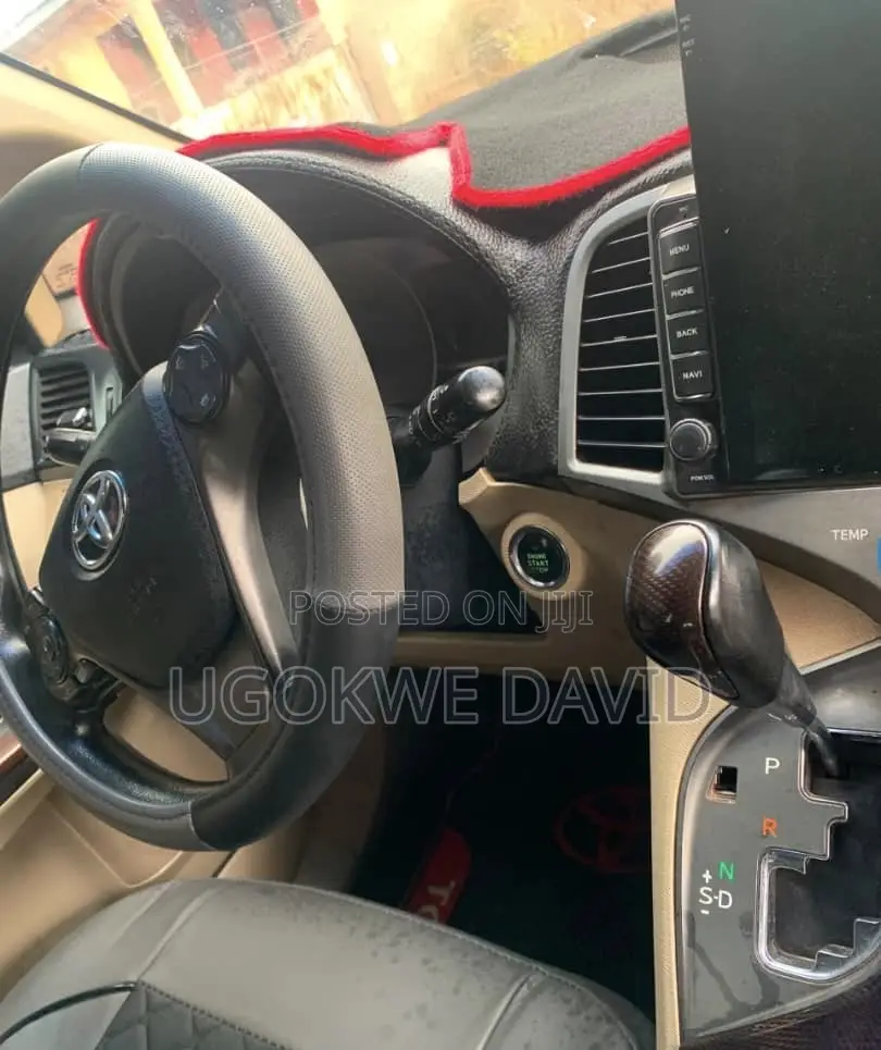 Toyota Venza 2010 Black