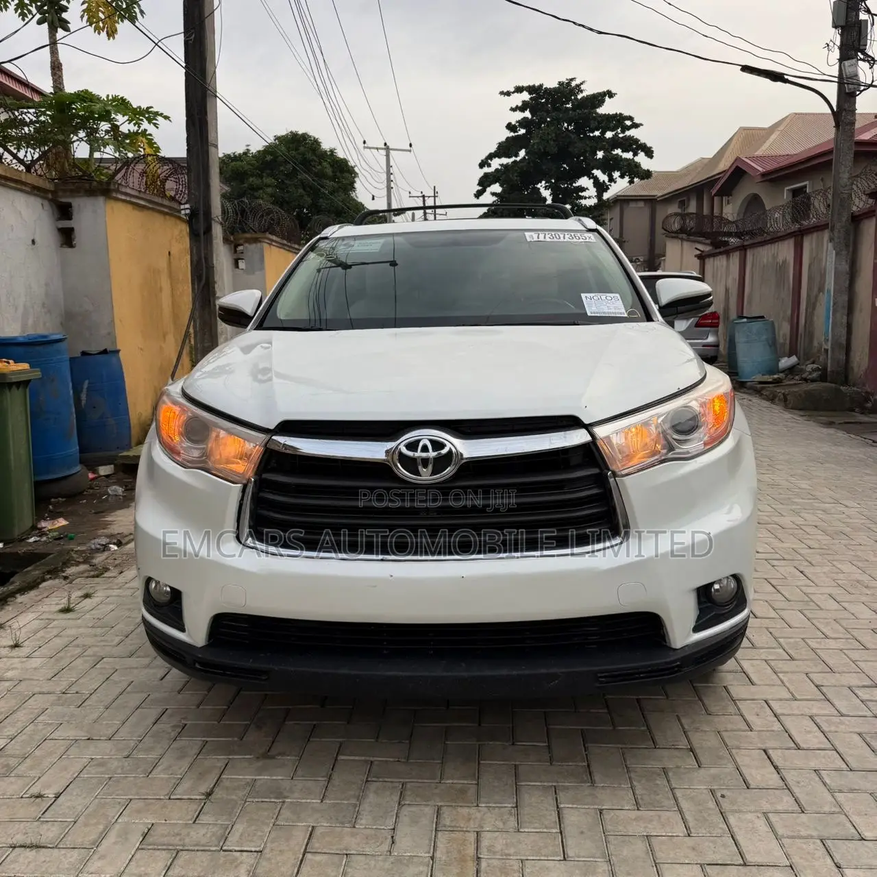 Toyota Highlander XLE 4dr SUV AWD (3.5L 6cyl 6A) 2015 White