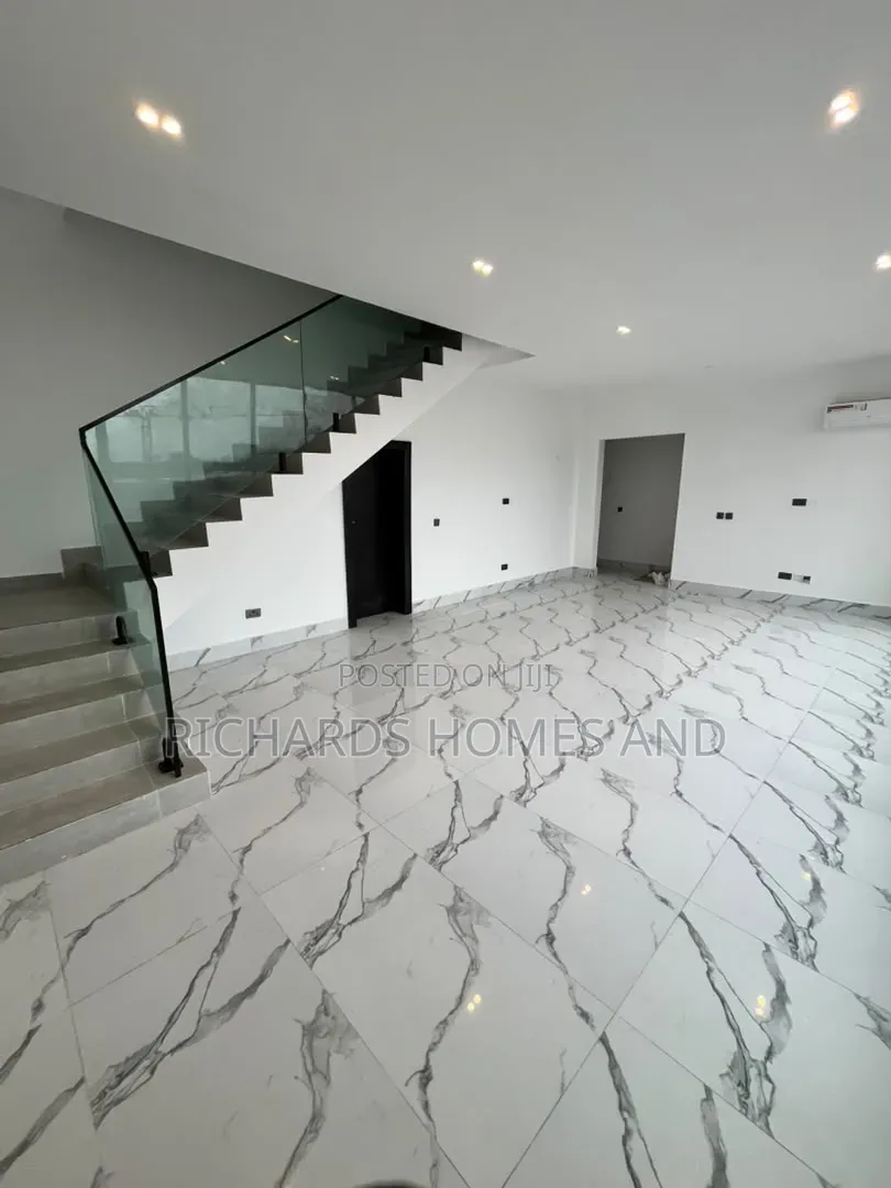 3bdrm Maisonette in Old Ikoyi for sale