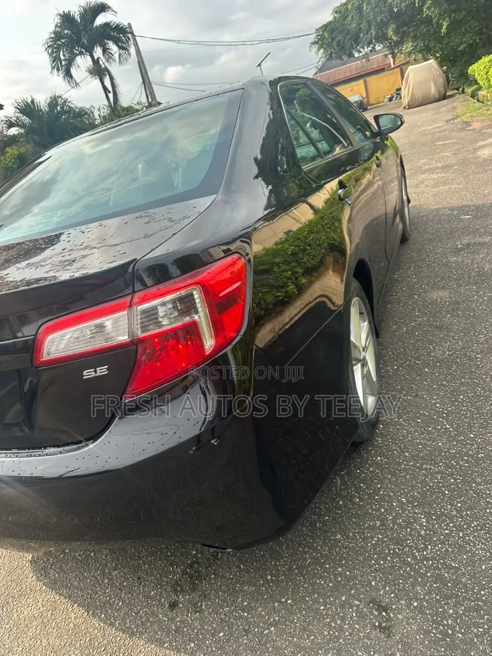 Toyota Camry SE 4dr Sedan w/Prod. End 11/13 (2.5L 4cyl 6A) 2014 Black