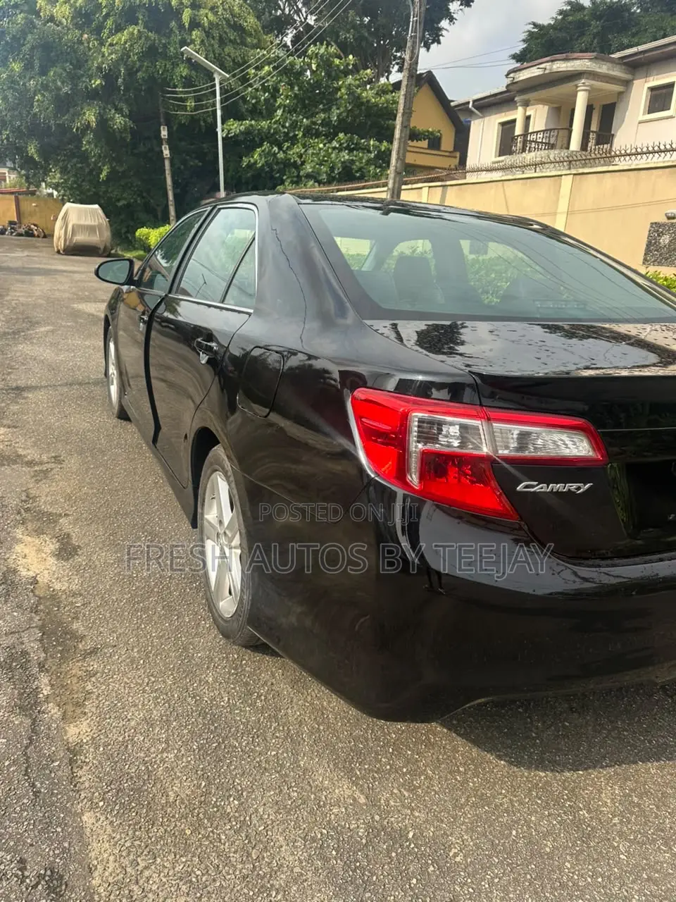 Toyota Camry SE 4dr Sedan w/Prod. End 11/13 (2.5L 4cyl 6A) 2014 Black