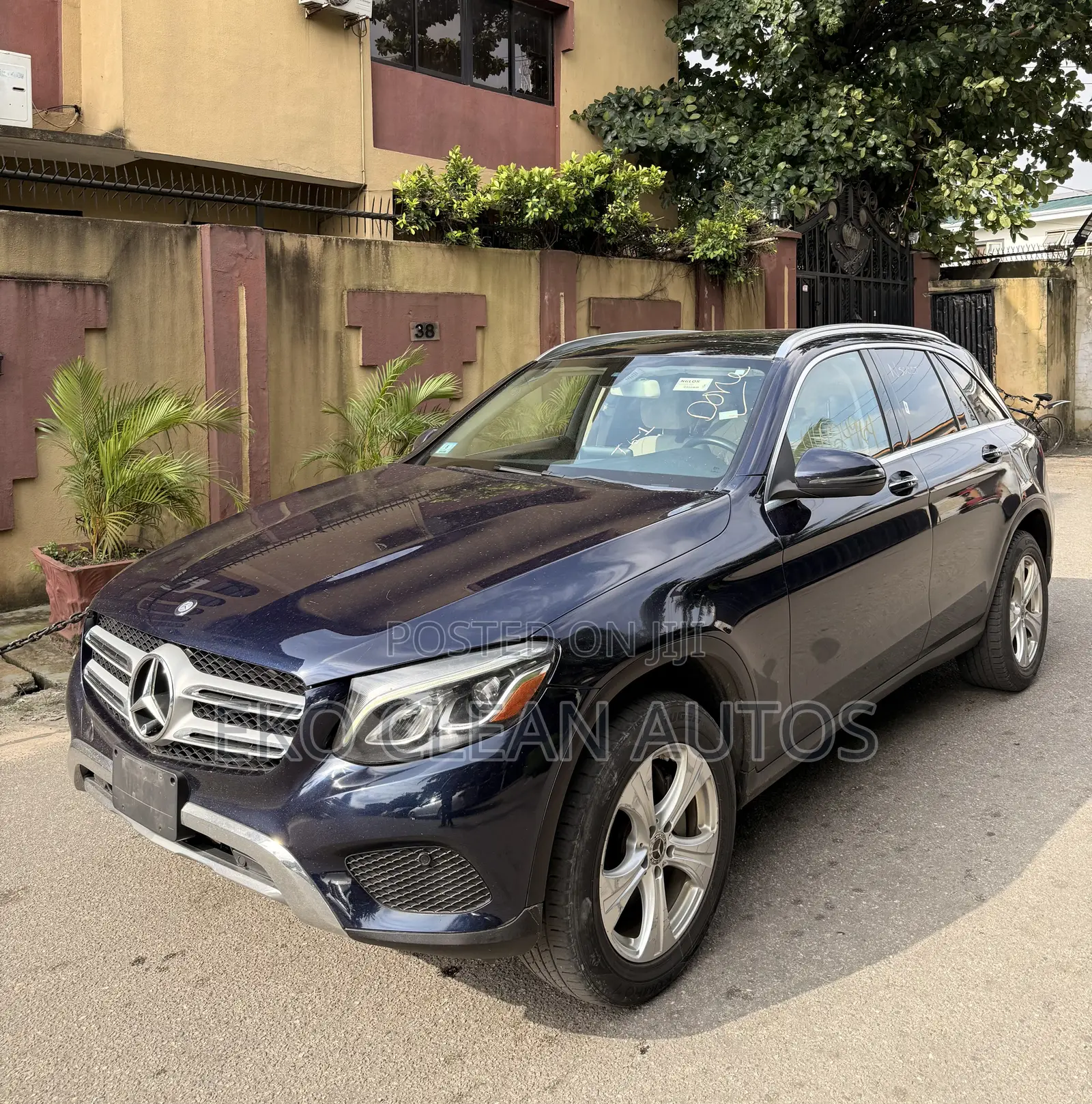 Mercedes-Benz GLC-Class 2016 Blue