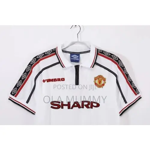 Manchester United Retro White Jersey 1998/99