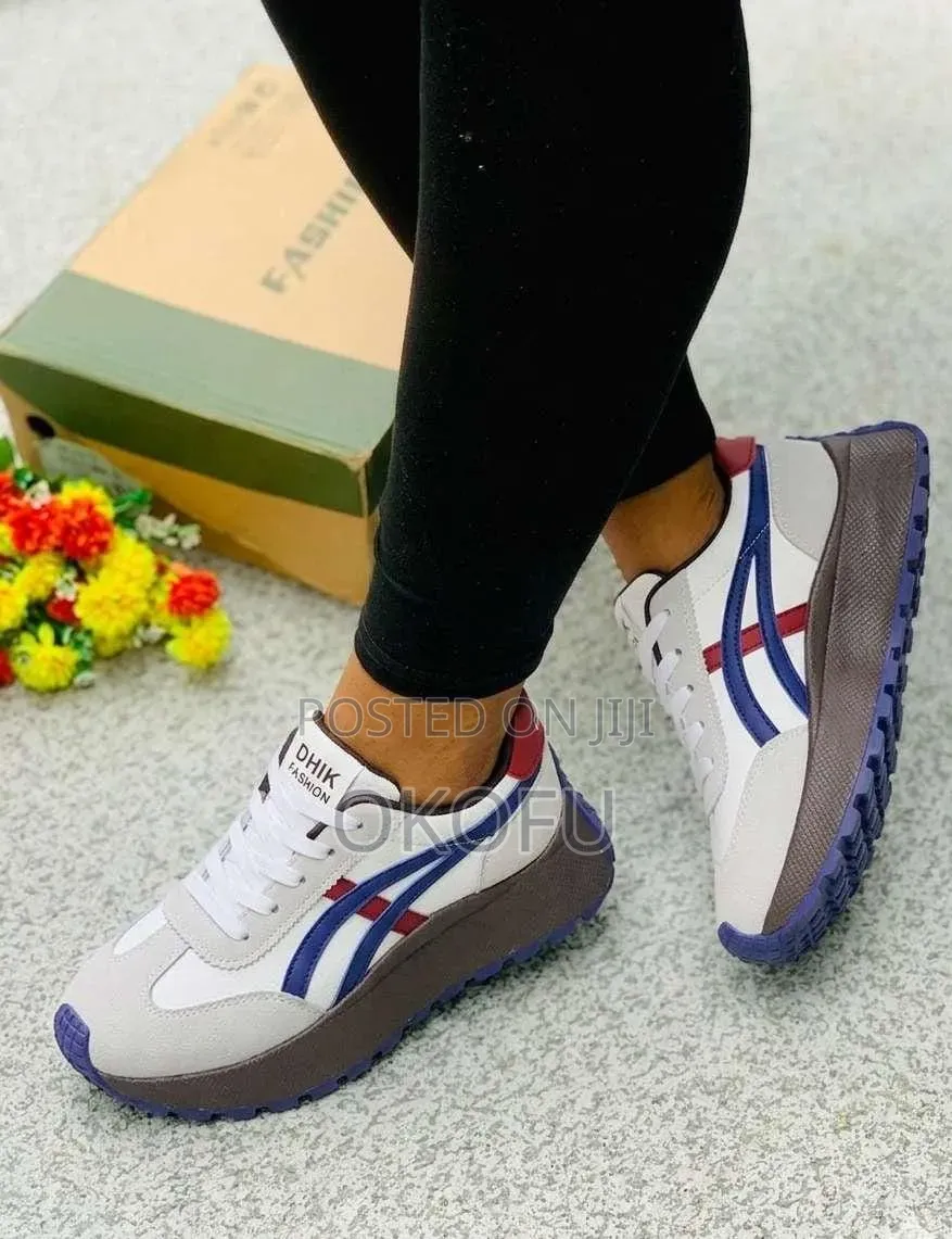 Female Sneakers Available in Size 38_40