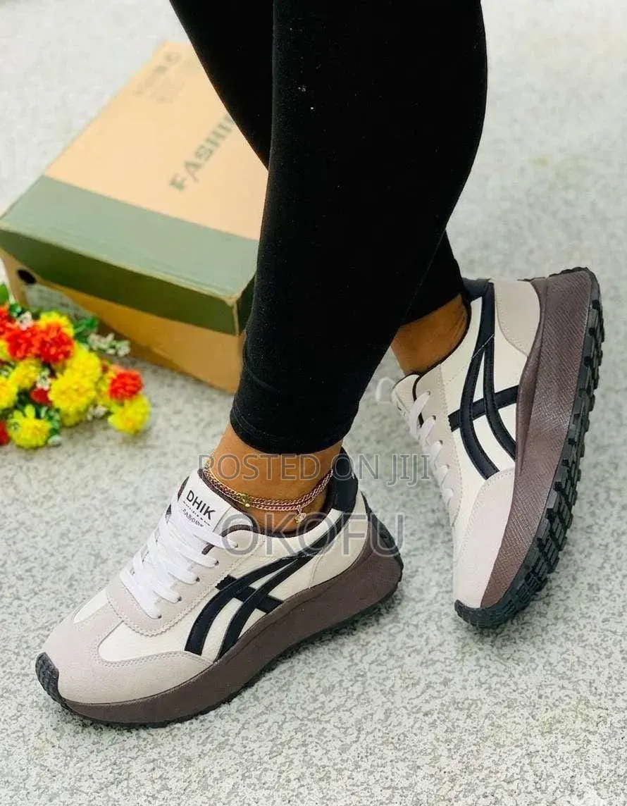 Female Sneakers Available in Size 38_40
